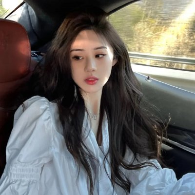 纯真小镇的夫人